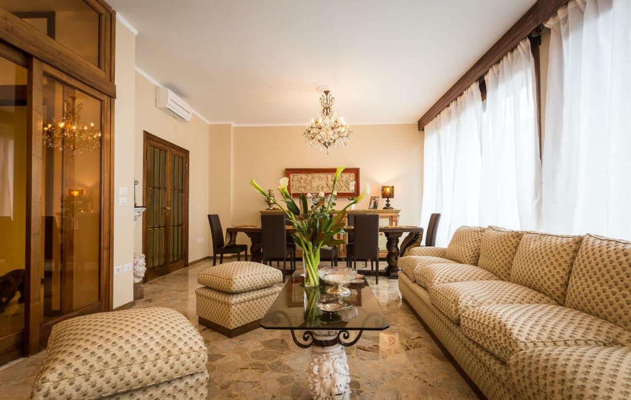 Villa FerrHouse Florenz Exterior foto